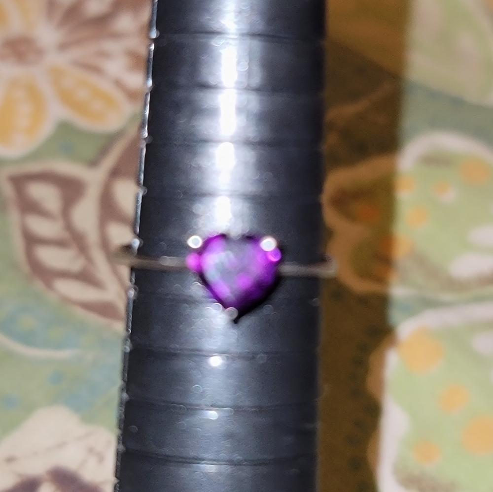 Size 9 heart shaped purple stone ring. 925 sterling silver